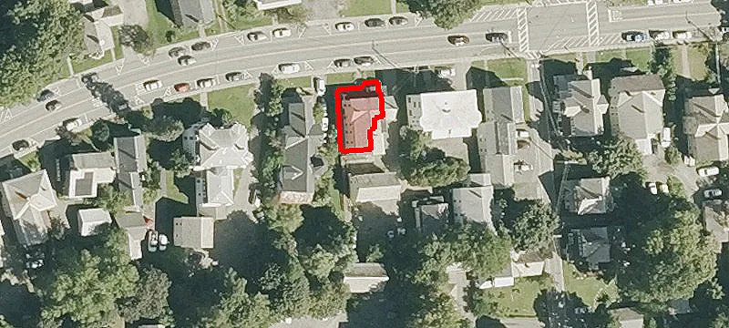 136 High St