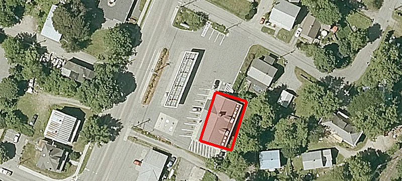 169 Main St