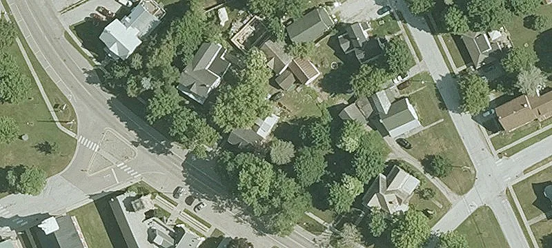 37 Grand Ave