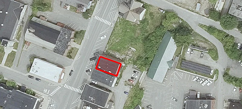 1244 Main St