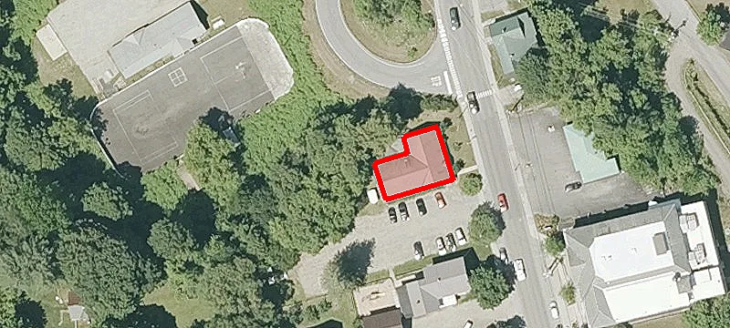 36 Main St