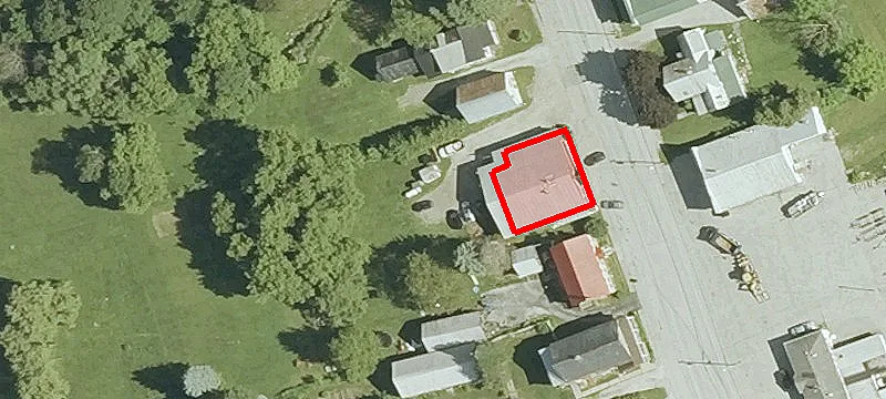 5243 Main St