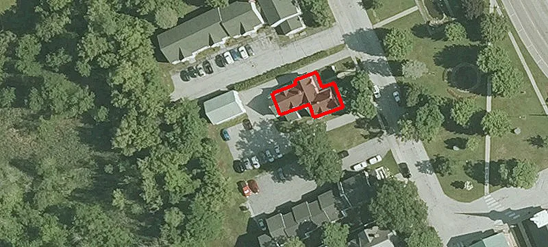 12 Church St