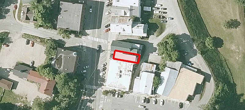142 Main St