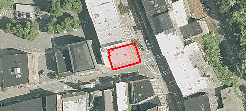 100 Main St