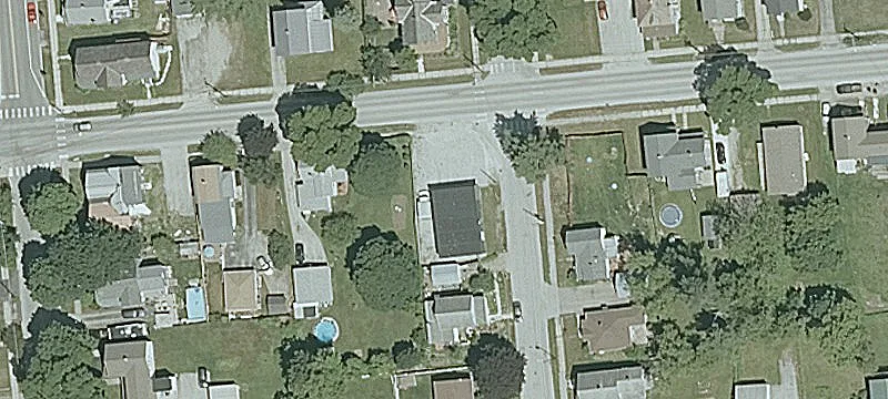 104 Riv St