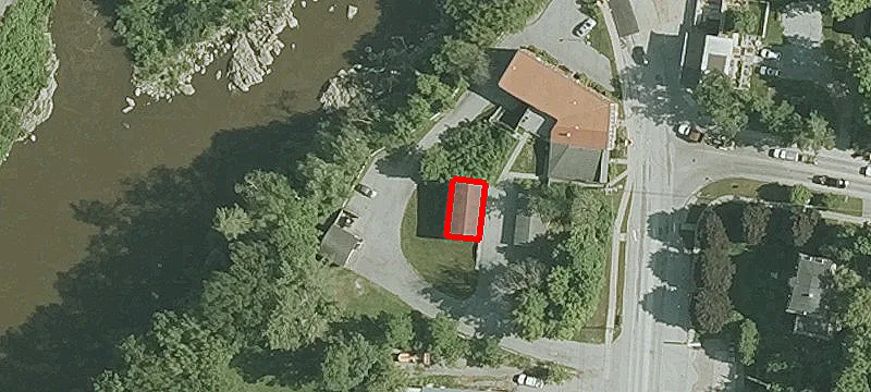 1 Riv St