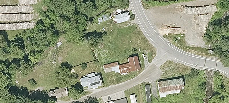 38 Farnsworth Ln