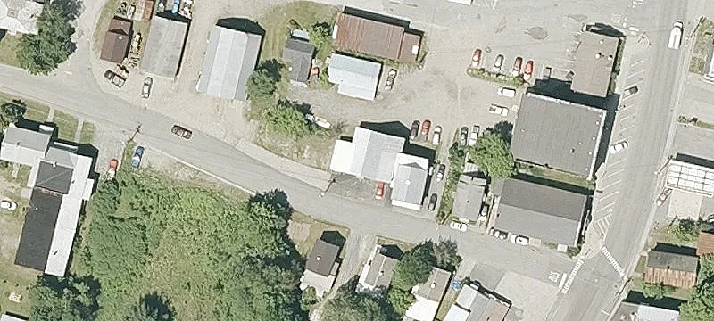3 Weston St