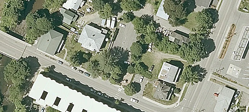 24 Un St