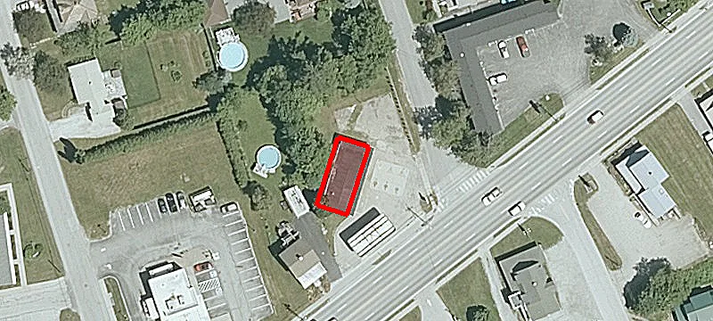 99 Woodstock Ave