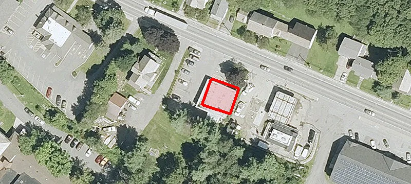 39 Main St
