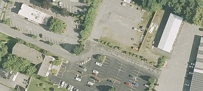999 Putney Rd