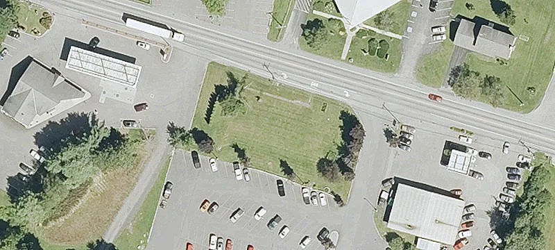 95 Main St