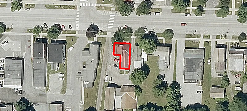 163 Main St