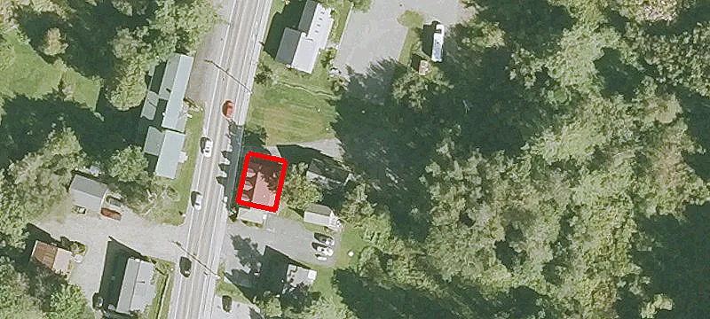 699 Main St