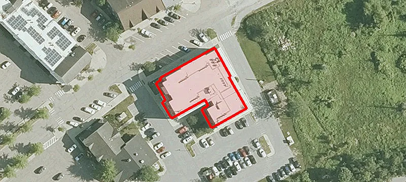 7 Carmichael St