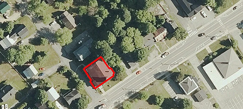 206 Main St