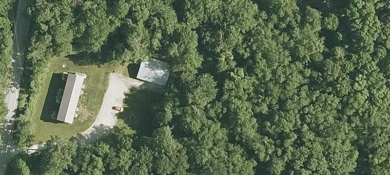 1438 Pond Rd