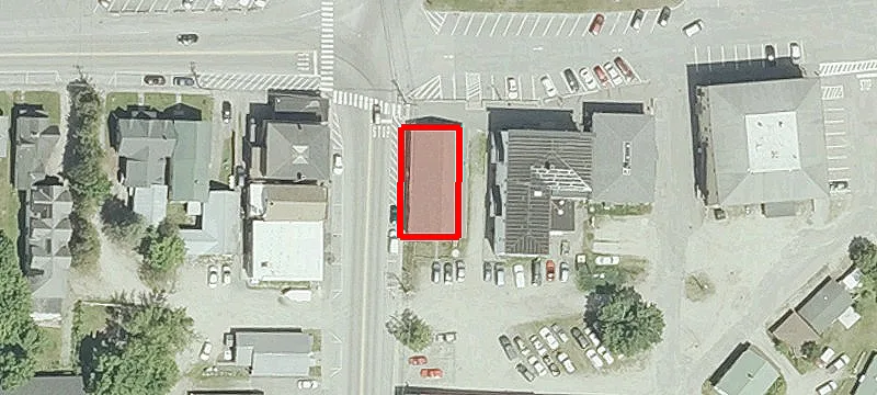 2 Main St