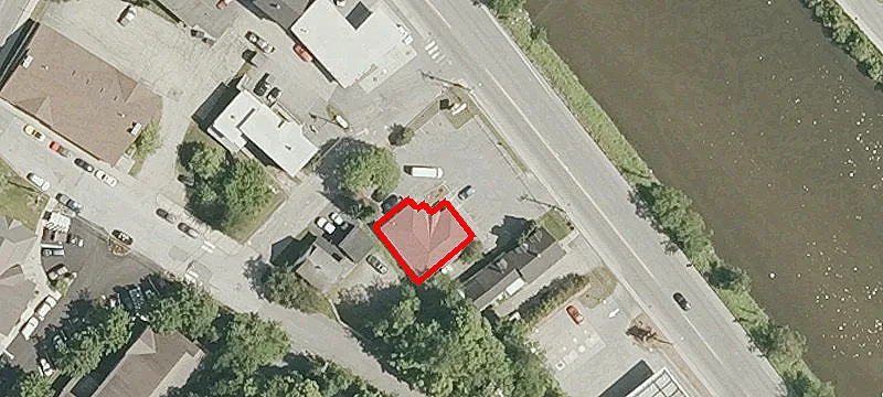 25-27 Berlin St