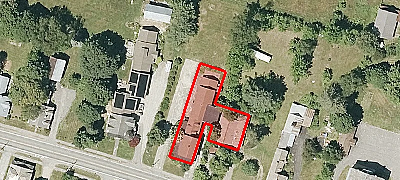 472 Main St