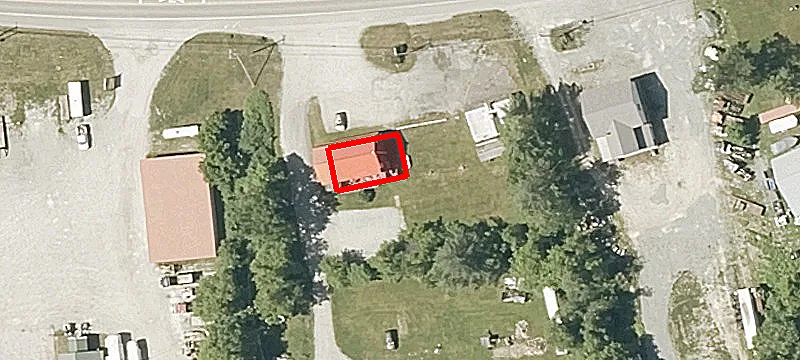 1607 Main St