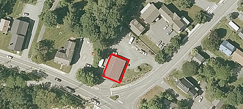 8 Christian St
