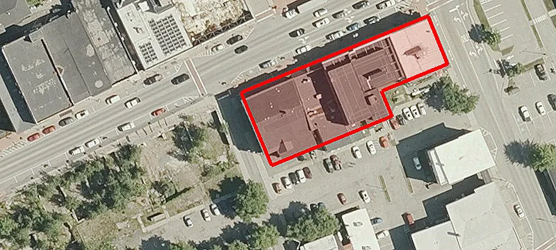 137 Main St