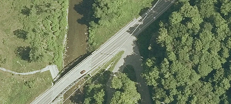 8 Airport Rd