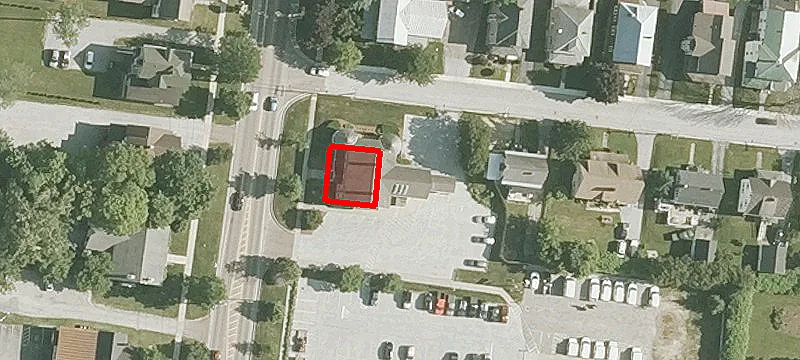 163 Main St