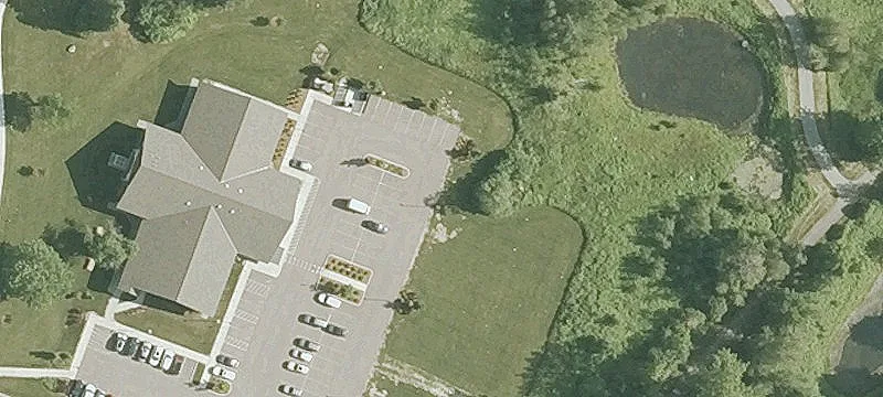 2 Essex Way