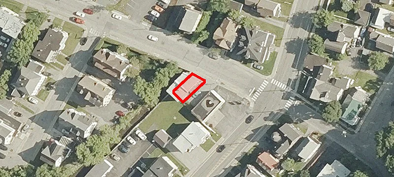 102 Seminary St