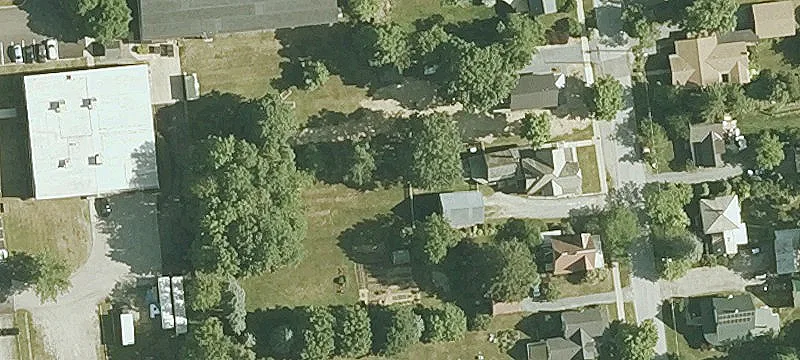 71 Maple St