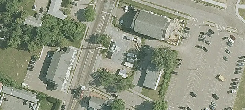 401 Main St