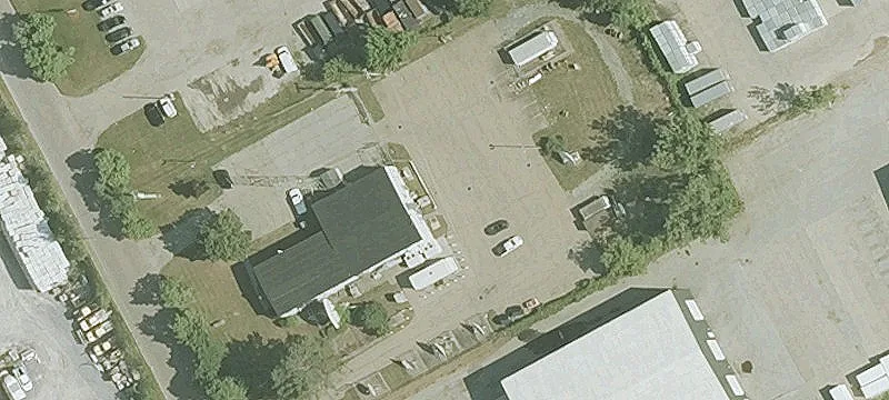 96 Ave B B