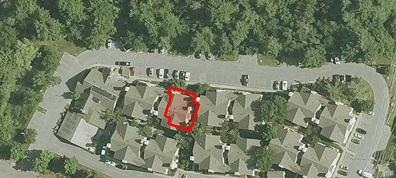 35 Hurricane Ln