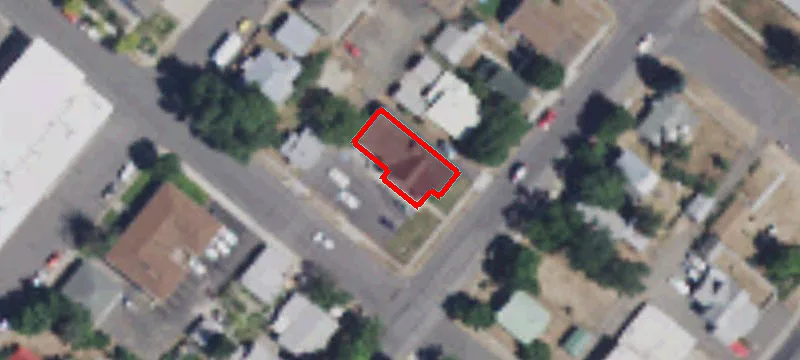 706 2Nd St