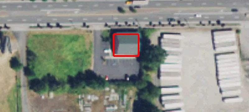 2401 Main St