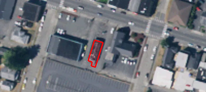 512 Main St