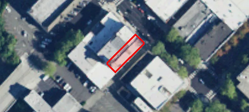 211 Holly St