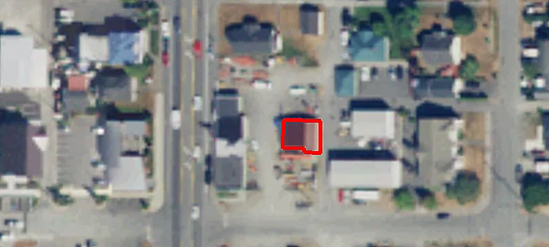 2615 Commercial Ave
