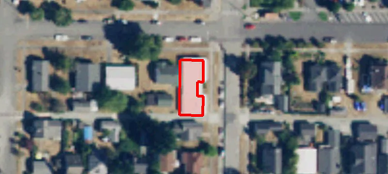 1004 M Ave