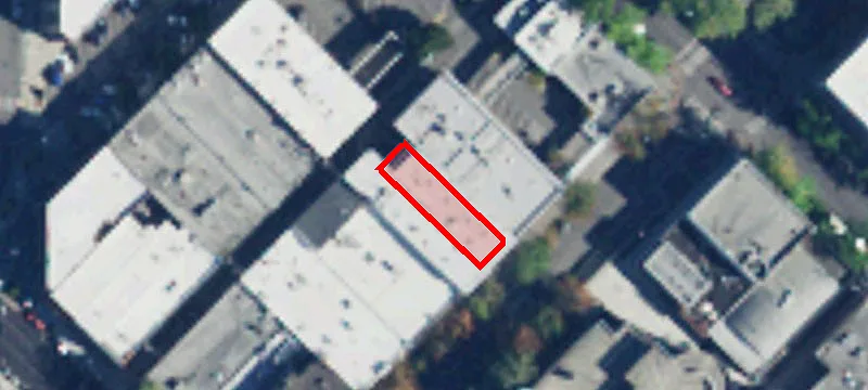 1319 Commercial St