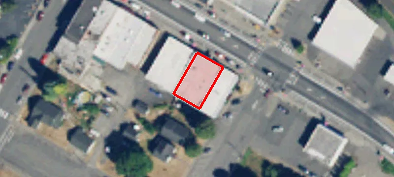 2005 Main St