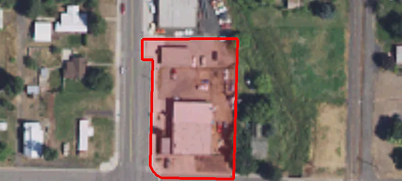 220 Main Ave