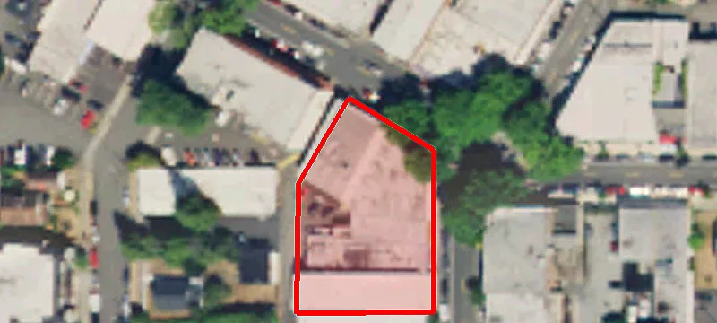 418 Main St