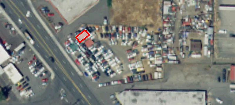 2627 Main St