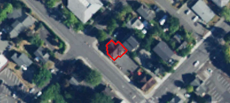 1012 Dupont St