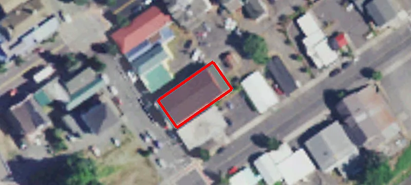 74 Russell Ave